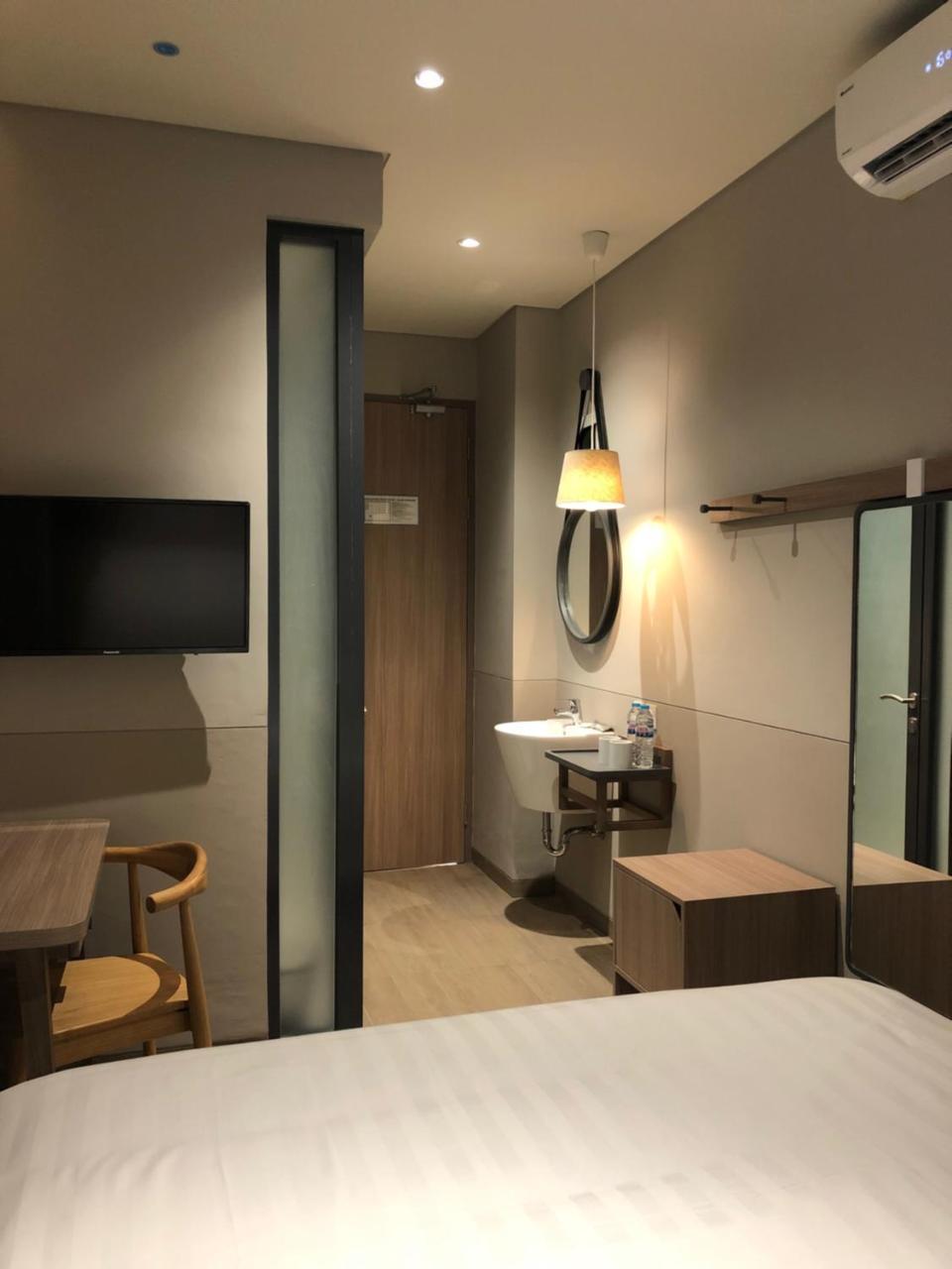 Citrip Hotel Simpang Lima Semarang Buitenkant foto