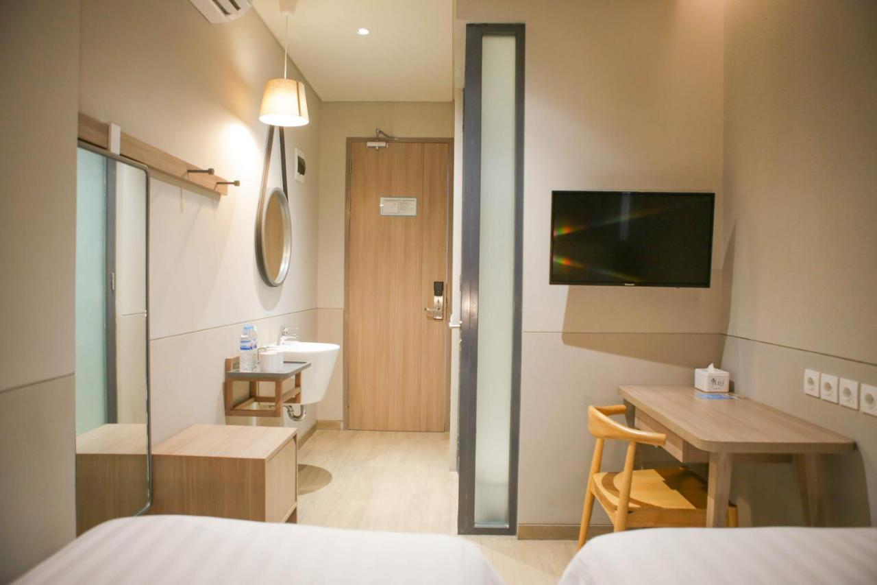 Citrip Hotel Simpang Lima Semarang Buitenkant foto